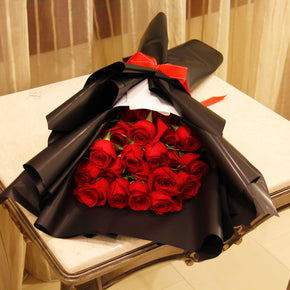 Fresh Red Roses Bouquet